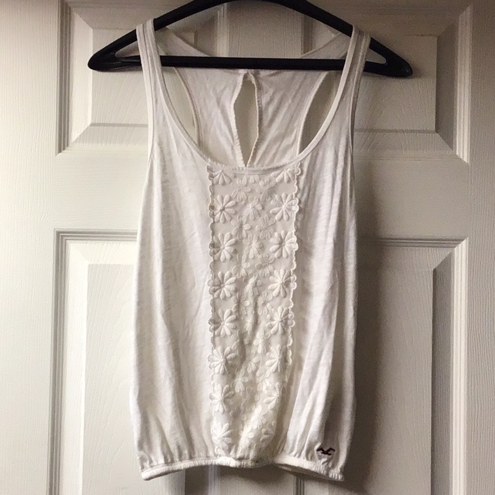 Cute Hollister tank